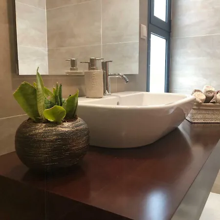 Palheiros Arco da Calheta (Madeira)