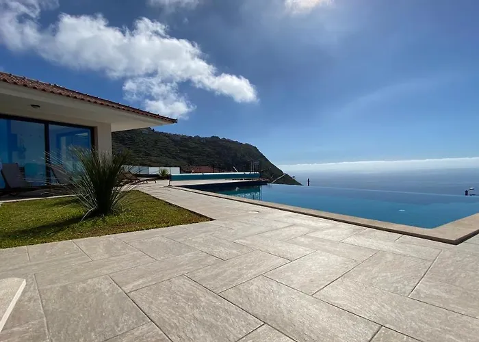 Palheiros Hébergement de vacances Arco da Calheta (Madeira)