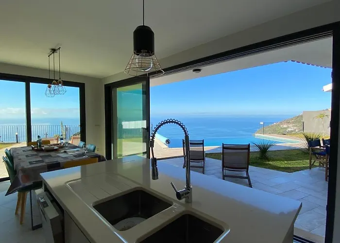 Palheiros * Arco da Calheta (Madeira)