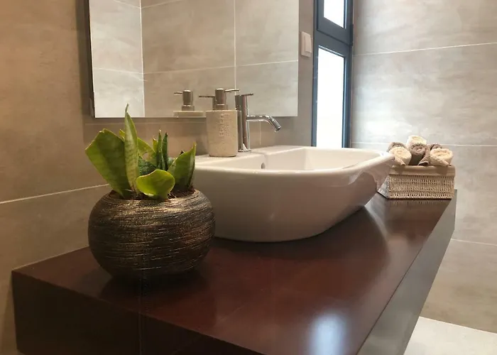 Palheiros Arco da Calheta (Madeira)