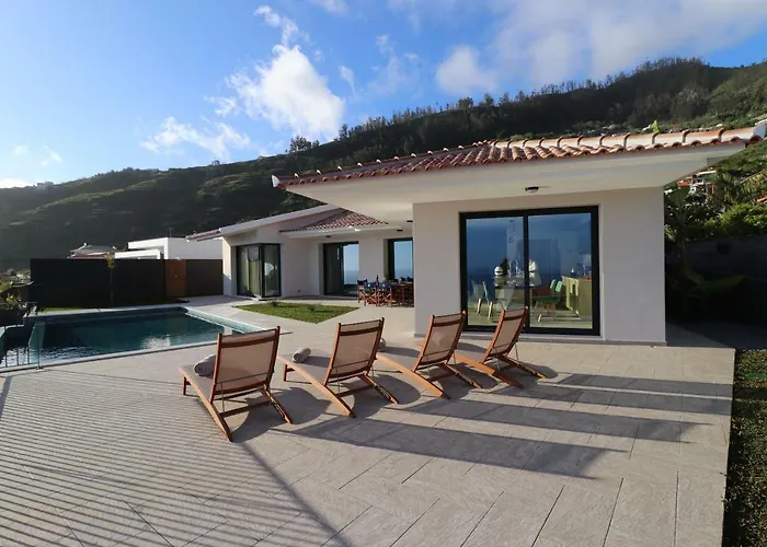 Palheiros * Arco da Calheta (Madeira)